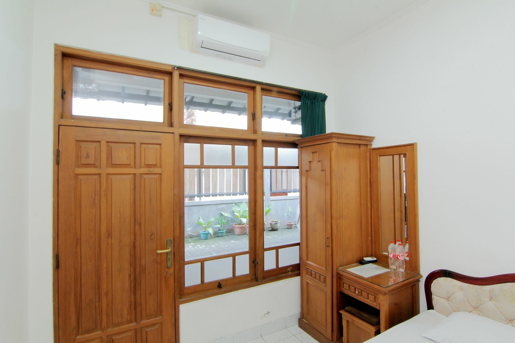 Hotel Fevytra Syariah Yogyakarta Exteriör bild